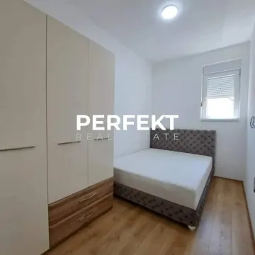 Rent, two bedroom apartment, 40m², Centar, Pančevo - image 2