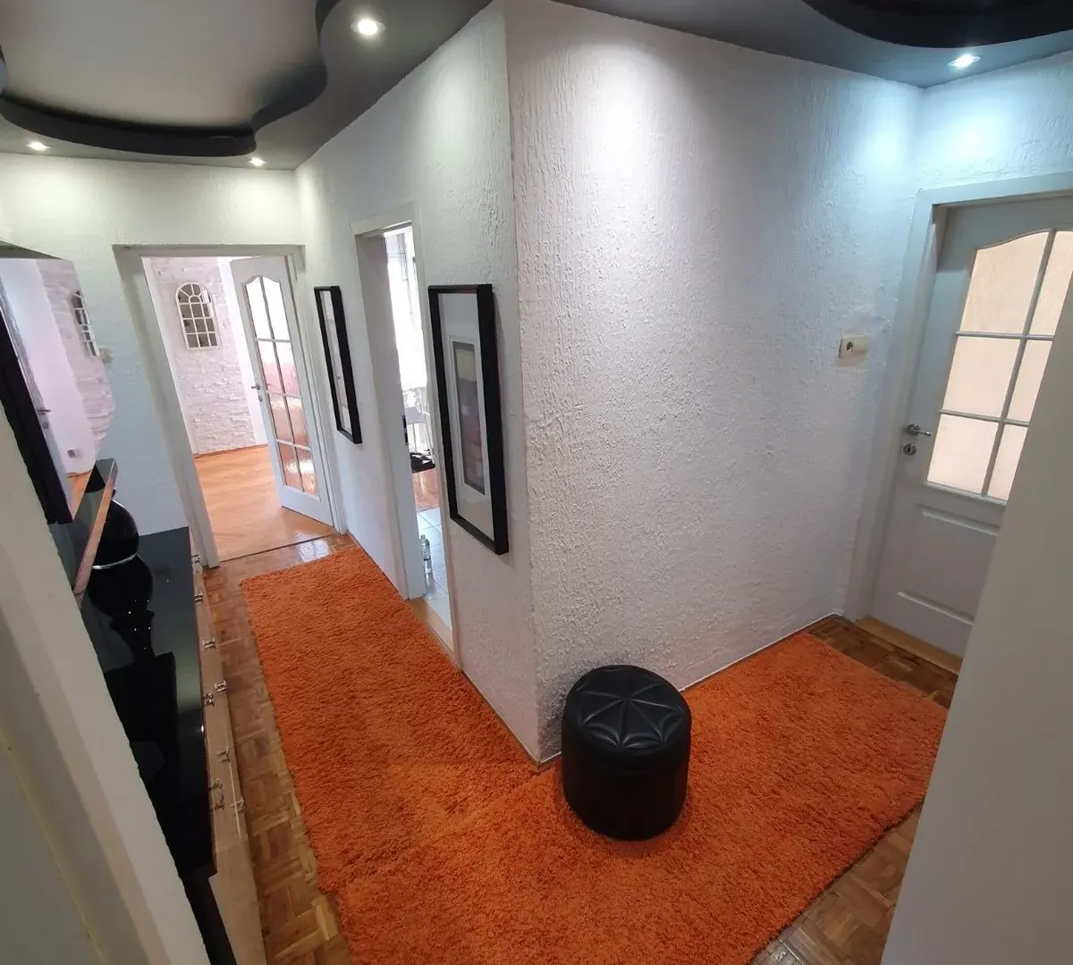 Rent, two bedroom apartment, 70m², Centar, Tivat
