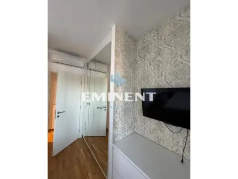 Rent, two bedroom apartment, 57m², Savski Venac, Beograd - image 9