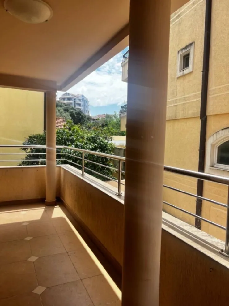 Sale, one bedroom apartment, 60m², Bečići, Budva