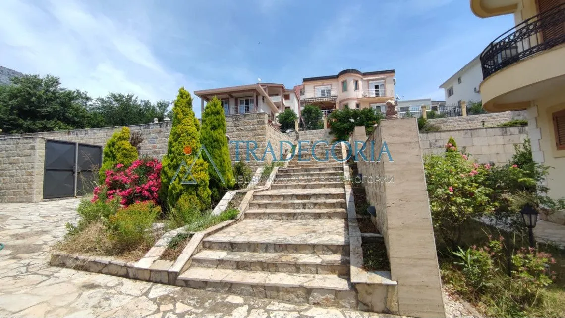 Prodaja, kuća, 400m², Bar, Crna Gora