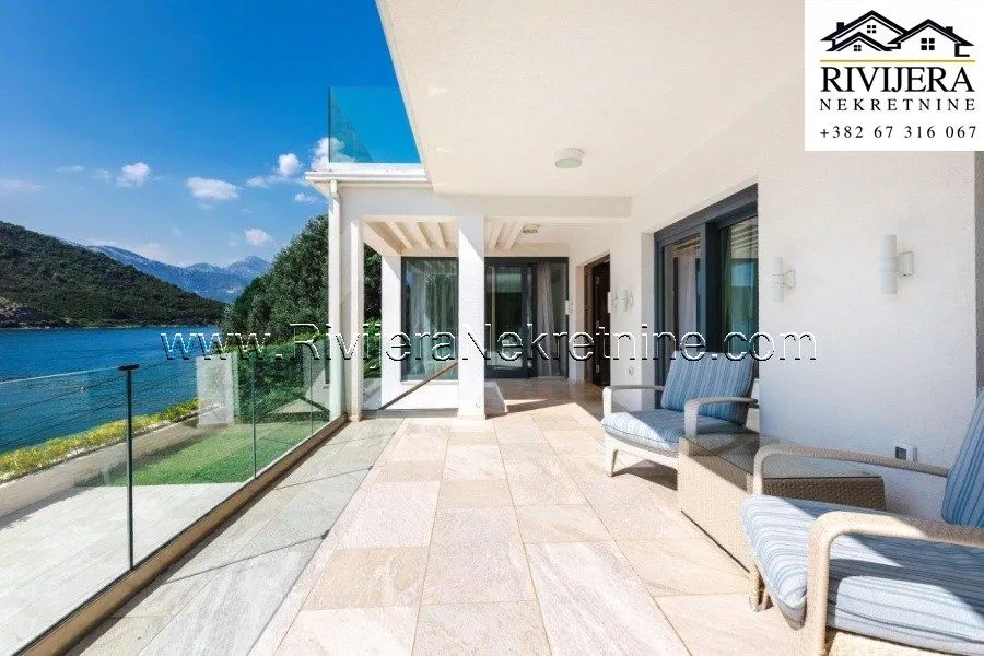 Sale, house, 423m², Lepetani, Tivat