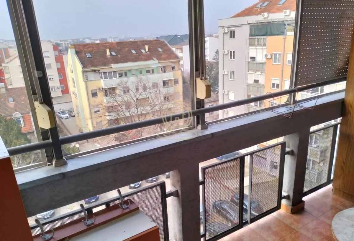 Prodaja, dvosoban stan, 41m², Adamovićevo Naselje, Novi Sad Sve Podlokacije