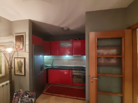 Izdavanje, trosoban stan, 105m², Preko Morače, Podgorica - image 15