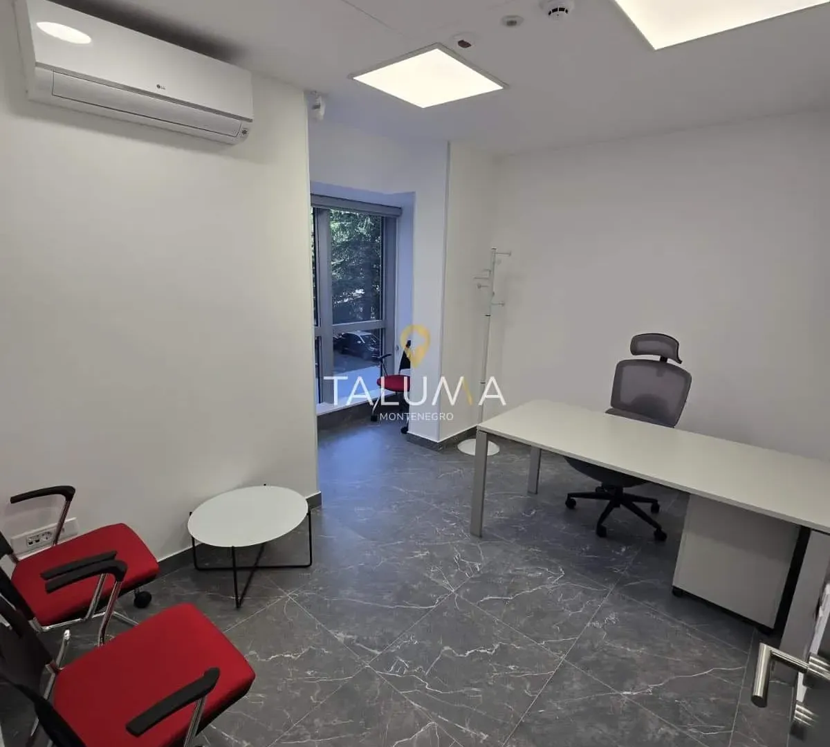 Rent, office space, 80m², Centar, Podgorica