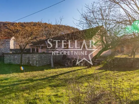 Izdavanje, kuća, 73m², Kuči, Podgorica - image 14