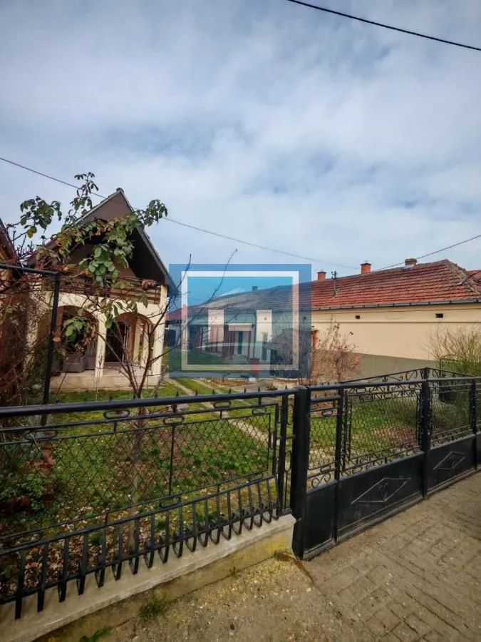 Prodaja, kuća, 358m², Bačina, Varvarin