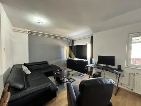 Prodaja, dvosoban stan, 71m², Stari grad, Novi Sad - image 2