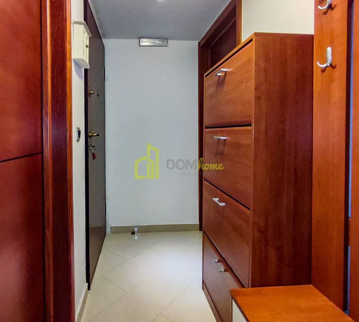 Prodaja, jednosoban stan, 70m², Centar, Podgorica