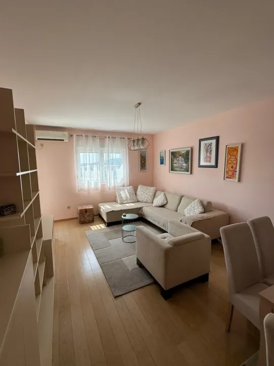 Rent, two bedroom apartment, 70m², City Kvart, Podgorica