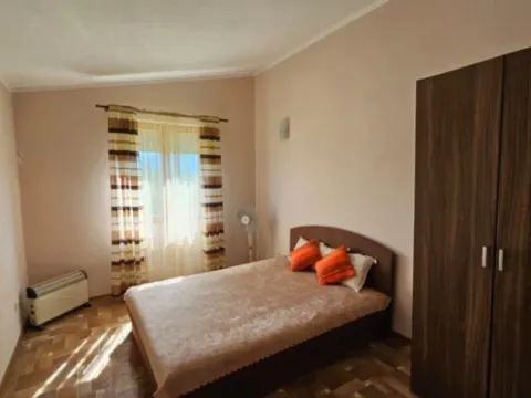 Prodaja, kuća, 220m², Kosić, Danilovgrad - image 7