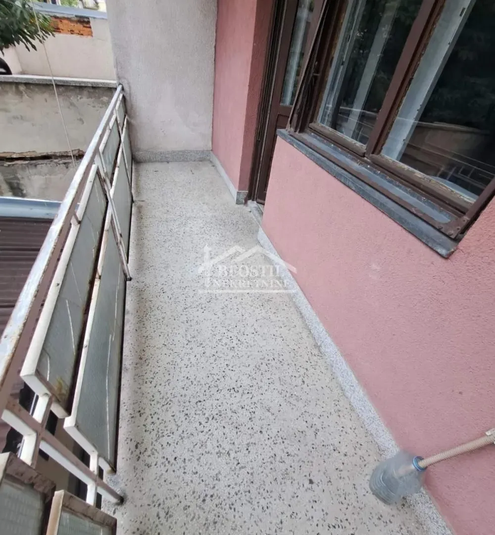 Prodaja, kuća, 180m², Centar Sve Podlokacije, Beograd