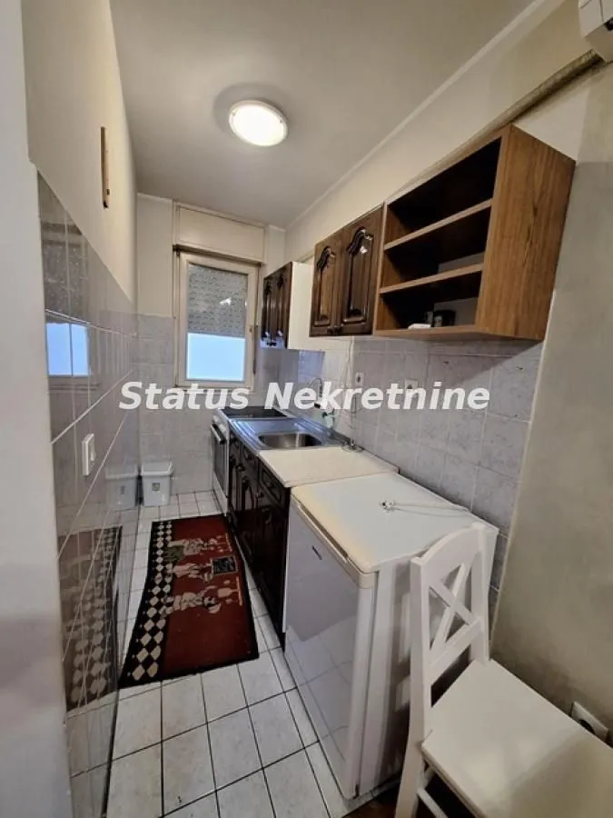 Izdavanje, jednosoban stan, 36m², Grbavica, Novi Sad Sve Podlokacije