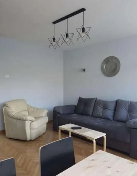 Izdavanje, dvosoban stan, 50m², Stari Grad, Beograd
