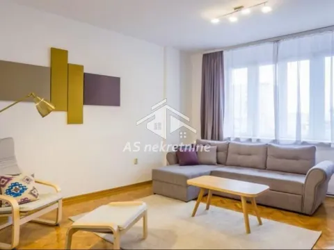 Rent, three bedroom apartment, 97m², Stari Grad, Beograd - image 2
