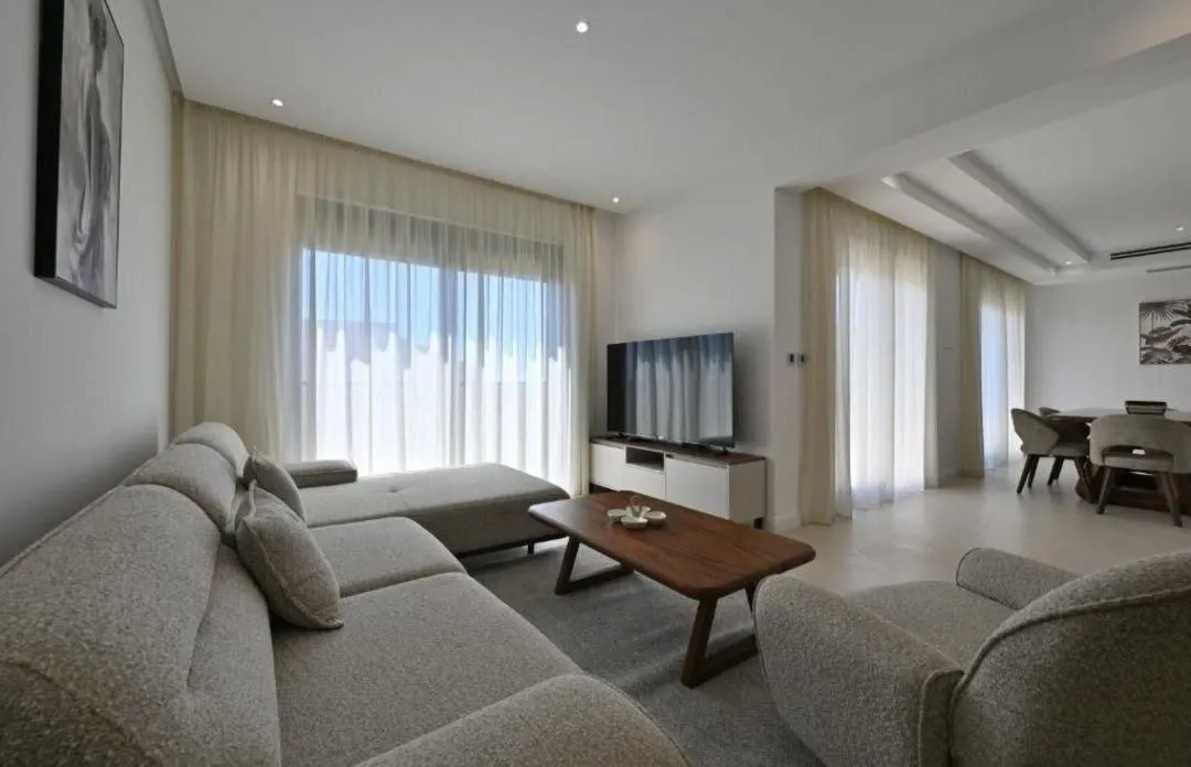 Rent, house, 200m², Reževići, Budva