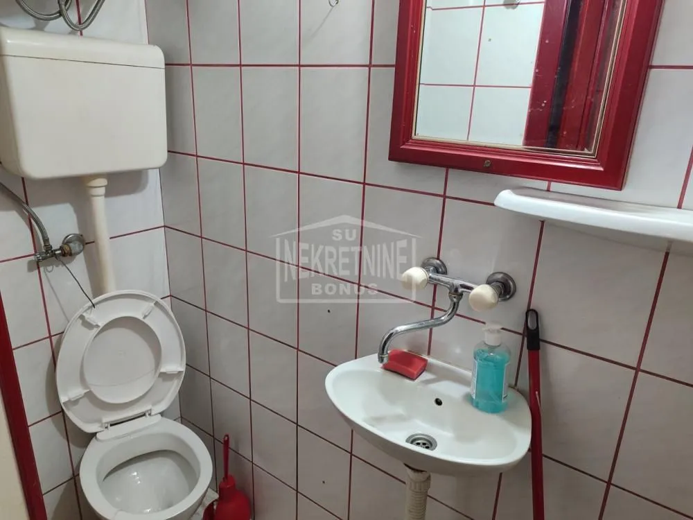 Sale, office space, 30m², Teslino Naselje, Subotica