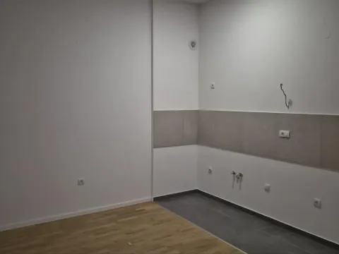 Prodaja, jednosoban stan, 31m², Grbavica, Novi Sad Sve Podlokacije - image 2