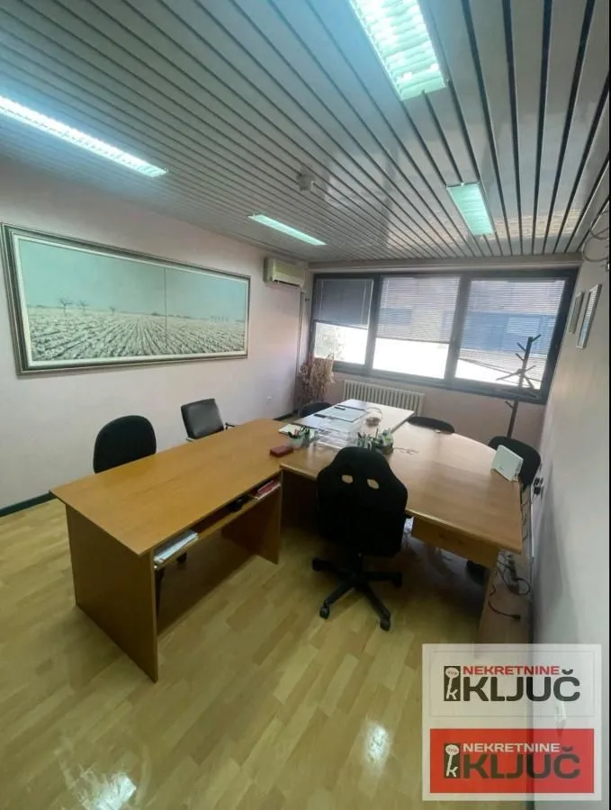 Rent, office space, 30m², Sajmište, Novi Sad