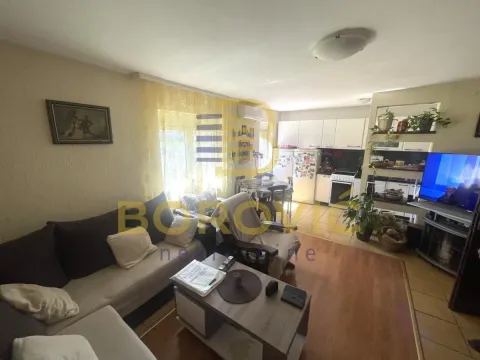 Prodaja, kuća, 156m², Batajnica, Beograd - image 2