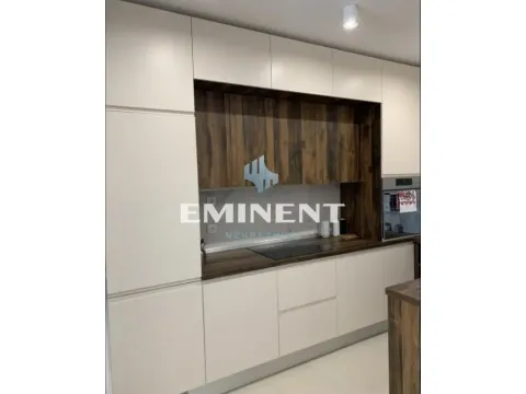 Izdavanje, trosoban stan, 75m², Savski Venac, Beograd - image 7