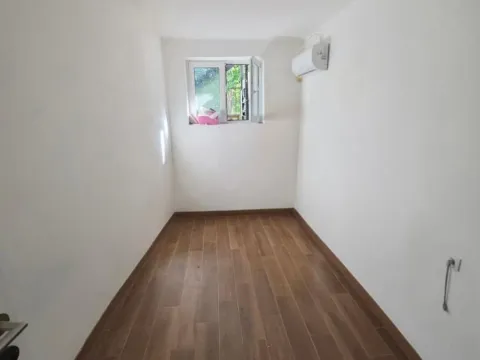 Prodaja, trosoban stan, 65m², Zemun Sve Podlokacije, Beograd - image 9