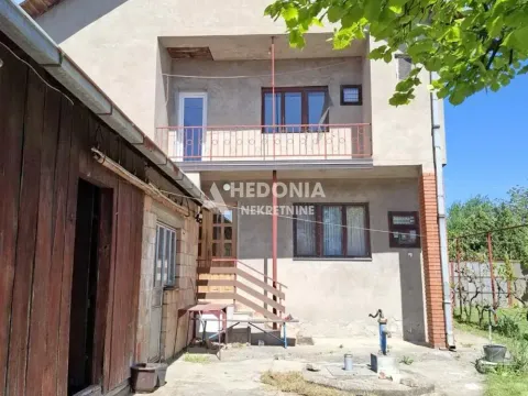 Prodaja, kuća, 176m², Centar, Inđija - image 2