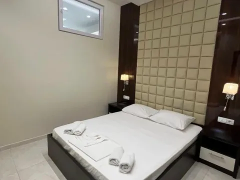 Rent, one bedroom apartment, 75m², Bečići, Budva - image 5