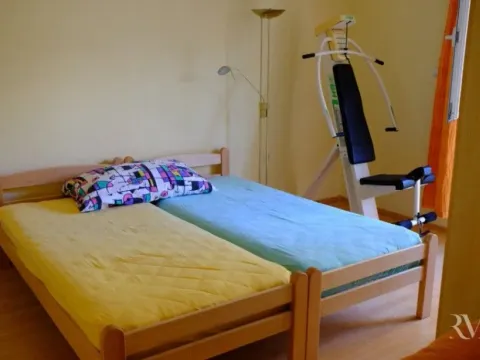 Izdavanje, dvosoban stan, 100m², Kalimanj, Tivat - image 7