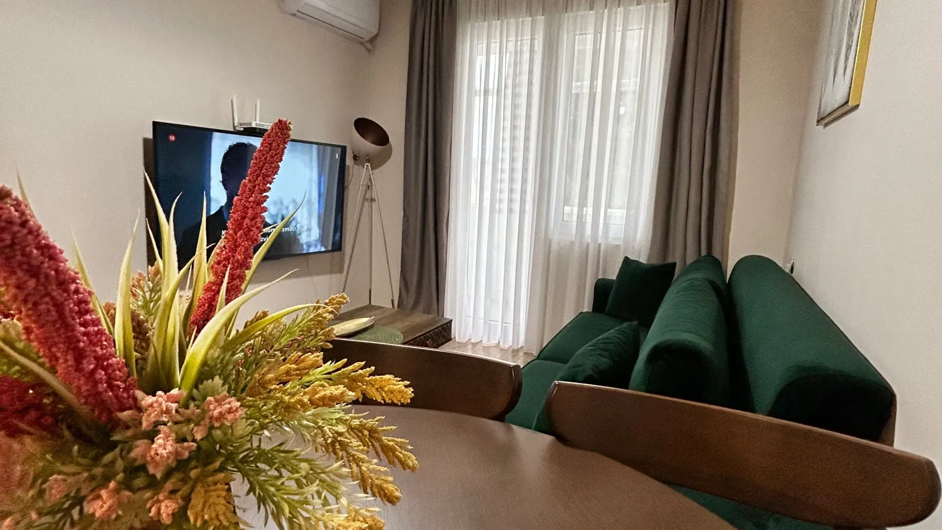 Prodaja, dvosoban stan, 44m², Centar, Bar