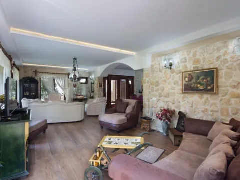 Prodaja, kuća, 200m², Prčanj, Kotor - image 8