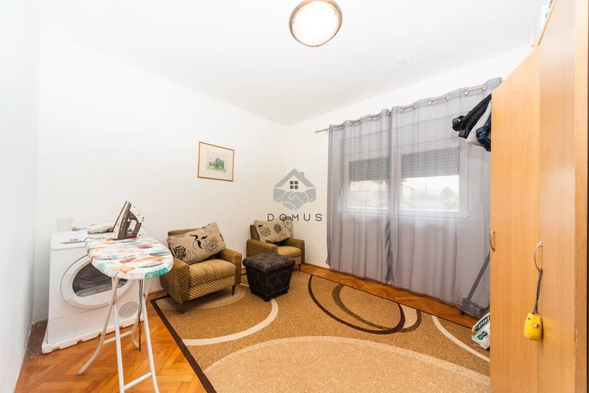 Prodaja, kuća, 83m², Tološi, Podgorica