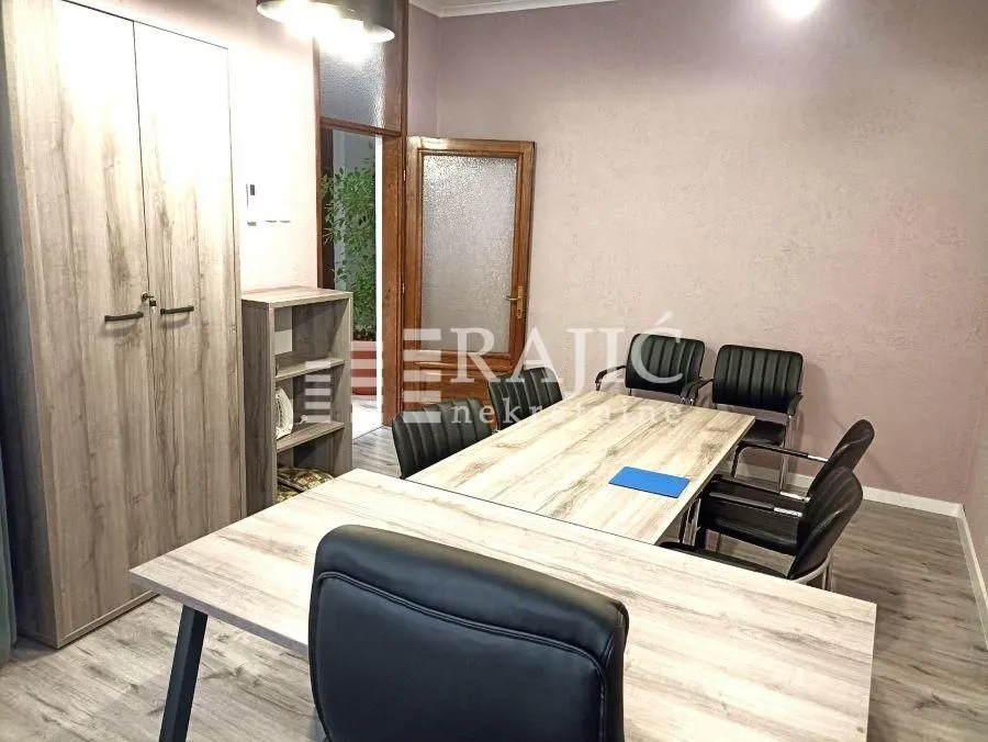Rent, office space, 127m², Kalemegdan, Beograd
