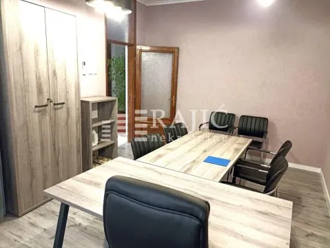 Rent, office space, 127m², Kalemegdan, Beograd - image 2