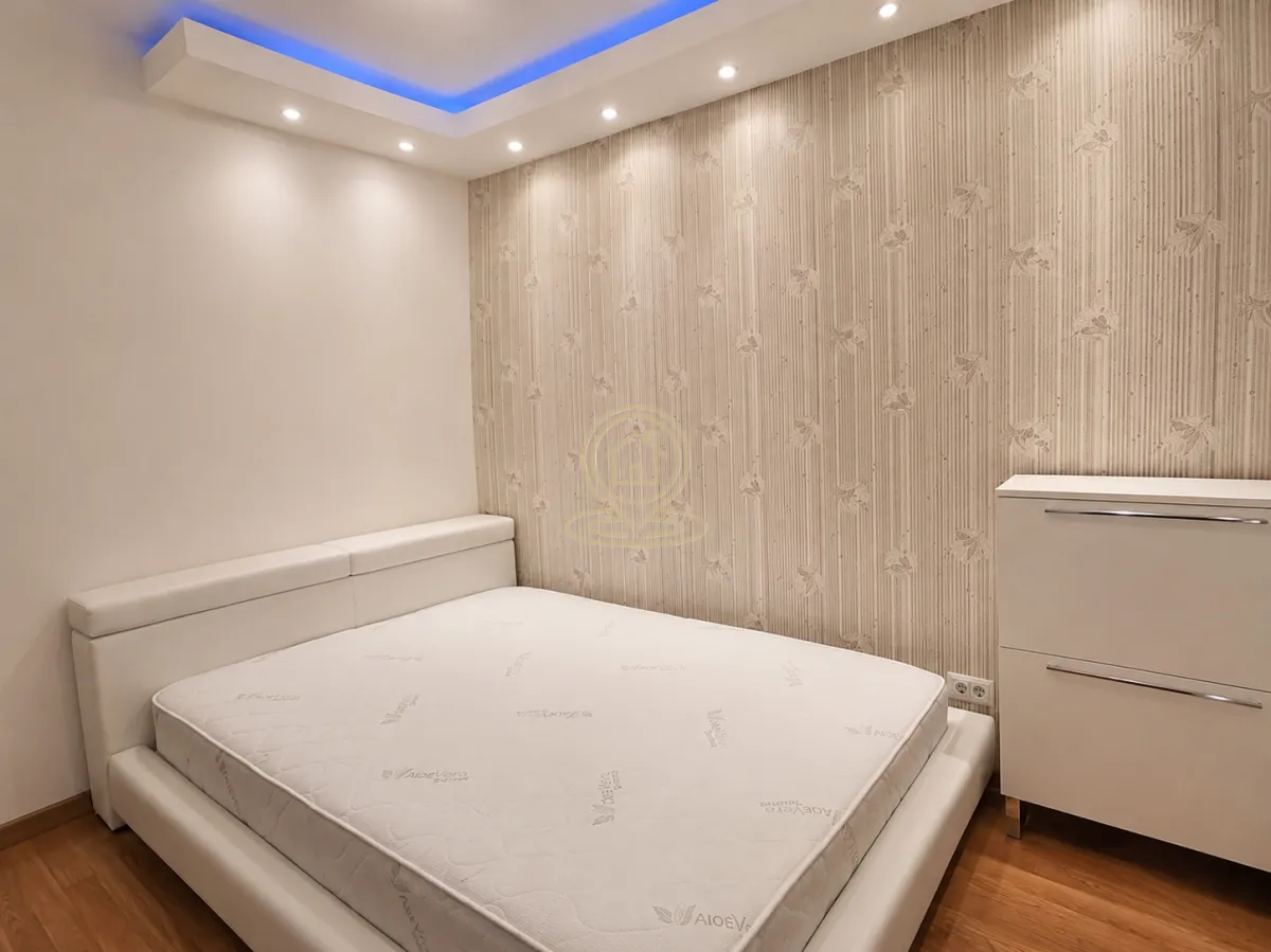 Rent, two bedroom apartment, 41m², Stari Grad, Beograd