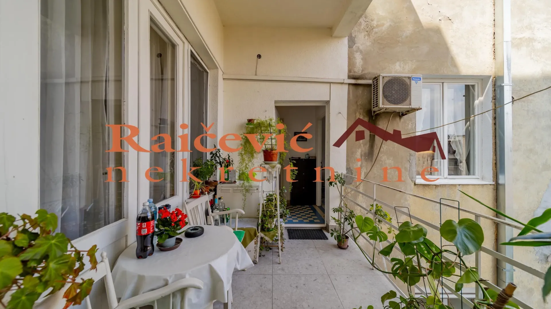 Prodaja, četvorosoban stan, 115m², Stari Grad, Beograd