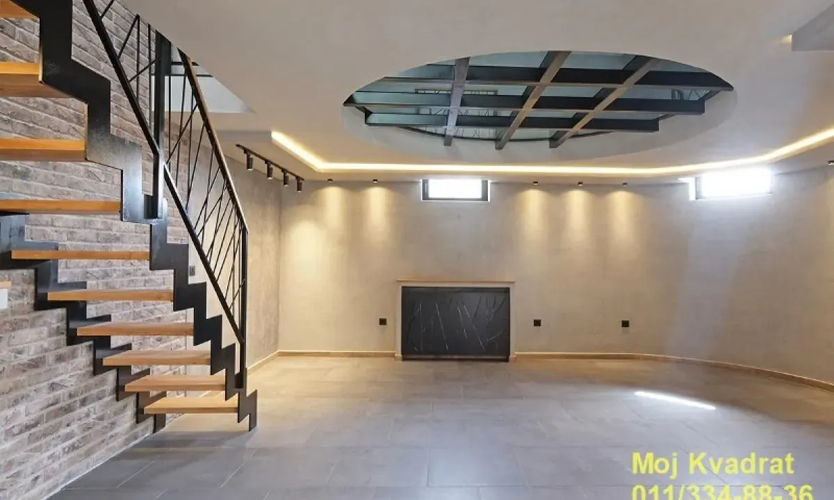 Rent, office space, 150m², Savski Venac, Beograd