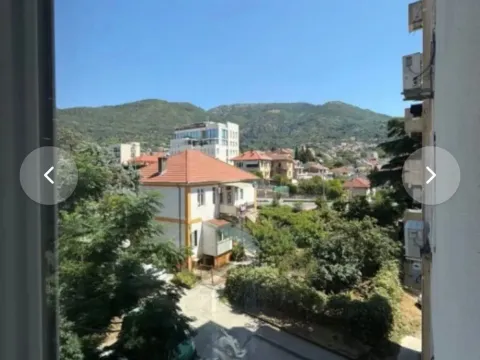 Sale, two bedroom apartment, 52m², Centar, Tivat - image 3