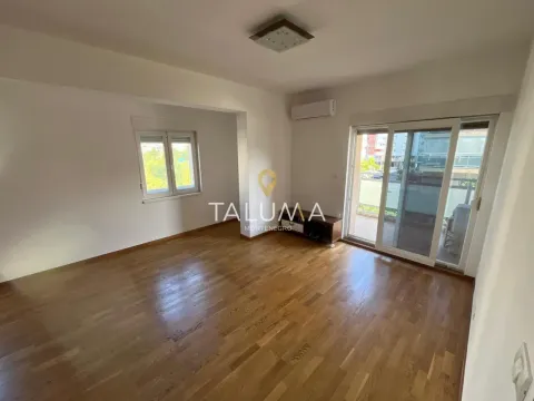 Izdavanje, dvosoban stan, 65m², City Kvart, Podgorica