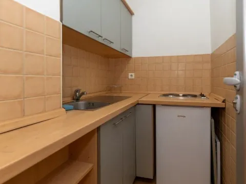 Rent, office space, 147m², Vezirov Most, Podgorica - image 7