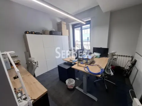 Izdavanje, poslovni prostor, 153m², Bulevar Oslobodjenja, Novi Sad Sve Podlokacije - image 8