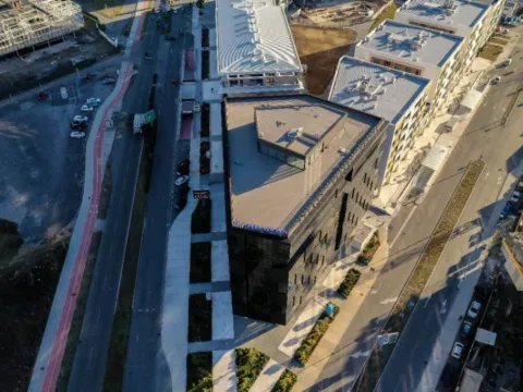 Izdavanje, poslovni prostor, 300m², Kod Capital Plaze, Podgorica - image 8