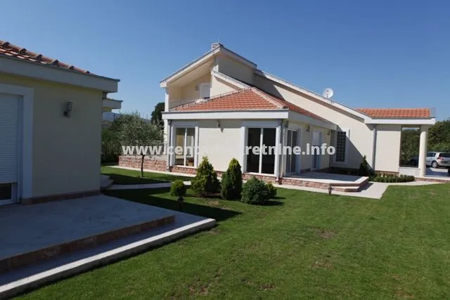 Prodaja, kuća, 254m², Donji Kokoti, Podgorica