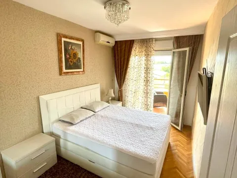 Rent, two bedroom apartment, 74m², Ljubović, Podgorica - image 7