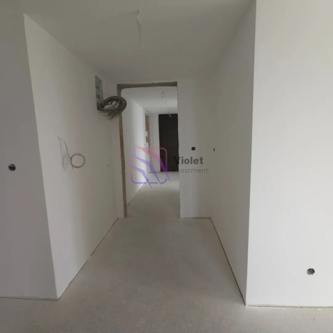Prodaja, dvosoban stan, 76m², Stari Aerodrom, Podgorica