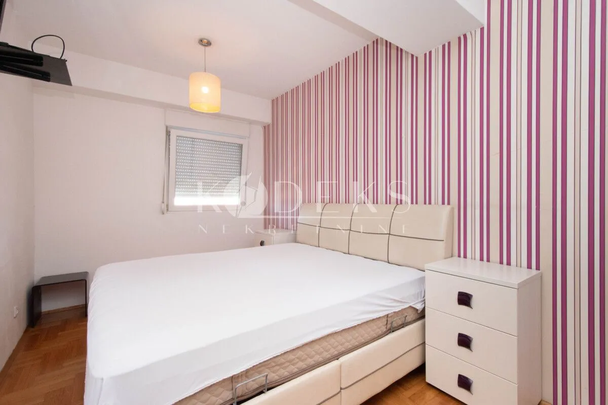 Rent, three bedroom apartment, 92m², City Kvart, Podgorica
