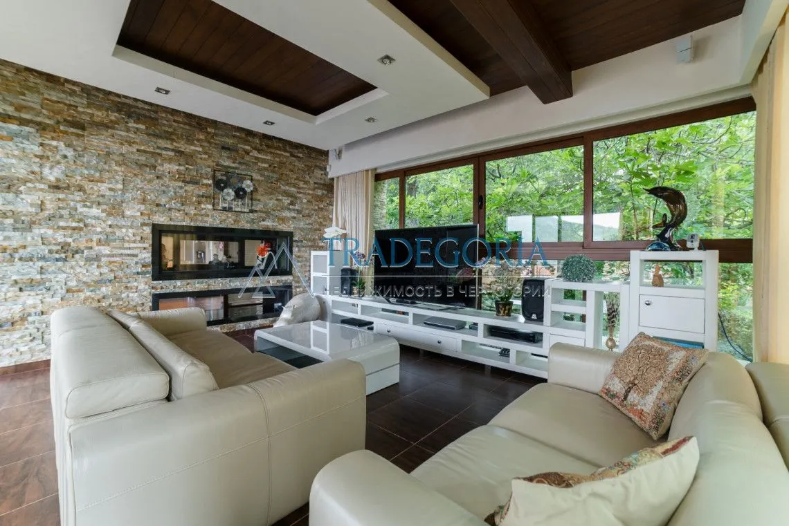 Prodaja, ugostiteljski objekat, 435m², Bečići, Budva