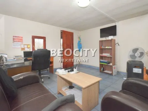 Prodaja, poslovni prostor, 1540m², Zeleno Polje, Zrenjanin - image 3