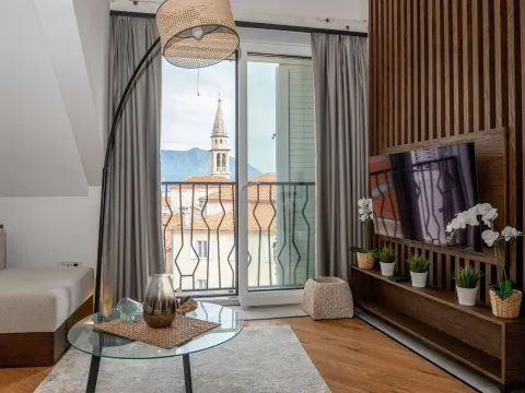 Prodaja, jednosoban stan, 70m², Budva, Crna Gora - image 10