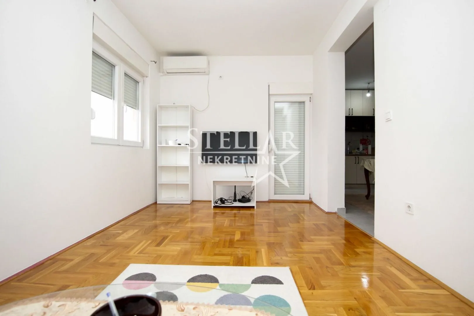 Rent, two bedroom apartment, 64m², 1 maj, Podgorica